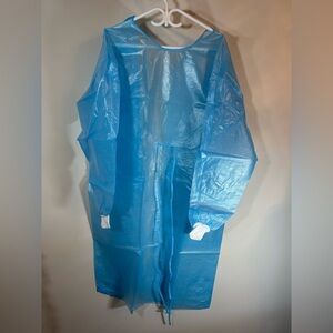 Lot of 19 Disposabel Isolation Gown
